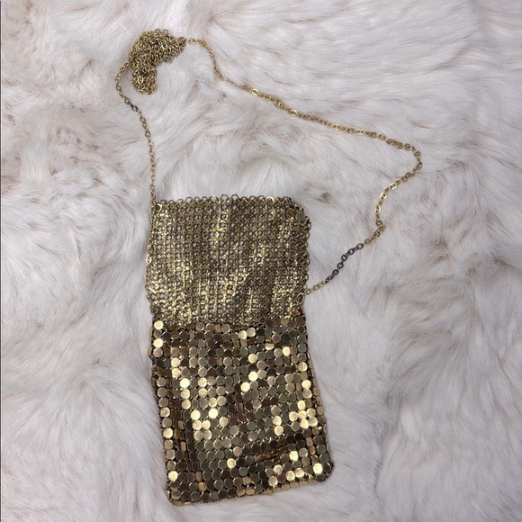 Vintage 70’s Gold Mesh Coin Purse Necklace - Picture 11 of 15